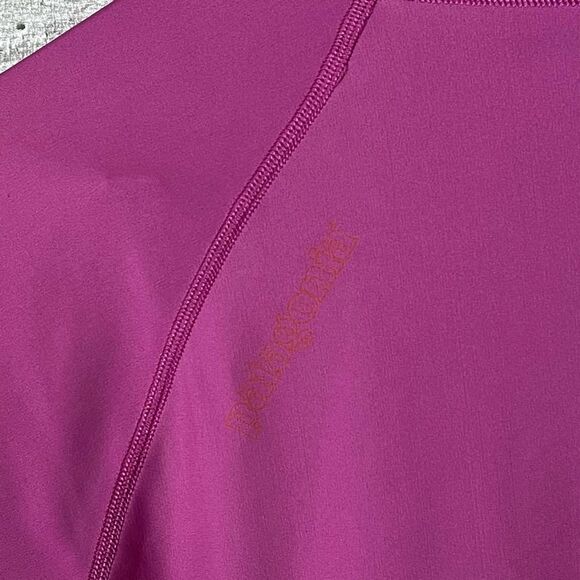 Patagonia VTG USA Compression Long Sleeve Top Large - Picture 3 of 4